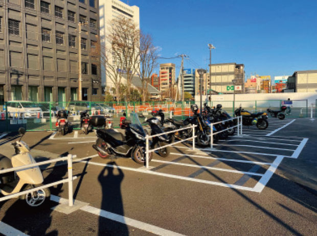 中野駅前オートバイ駐車場 のイメージ２